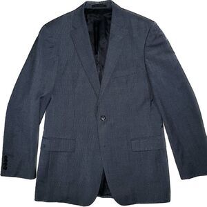 Hugo Boss Super 100’s Suit. Like New